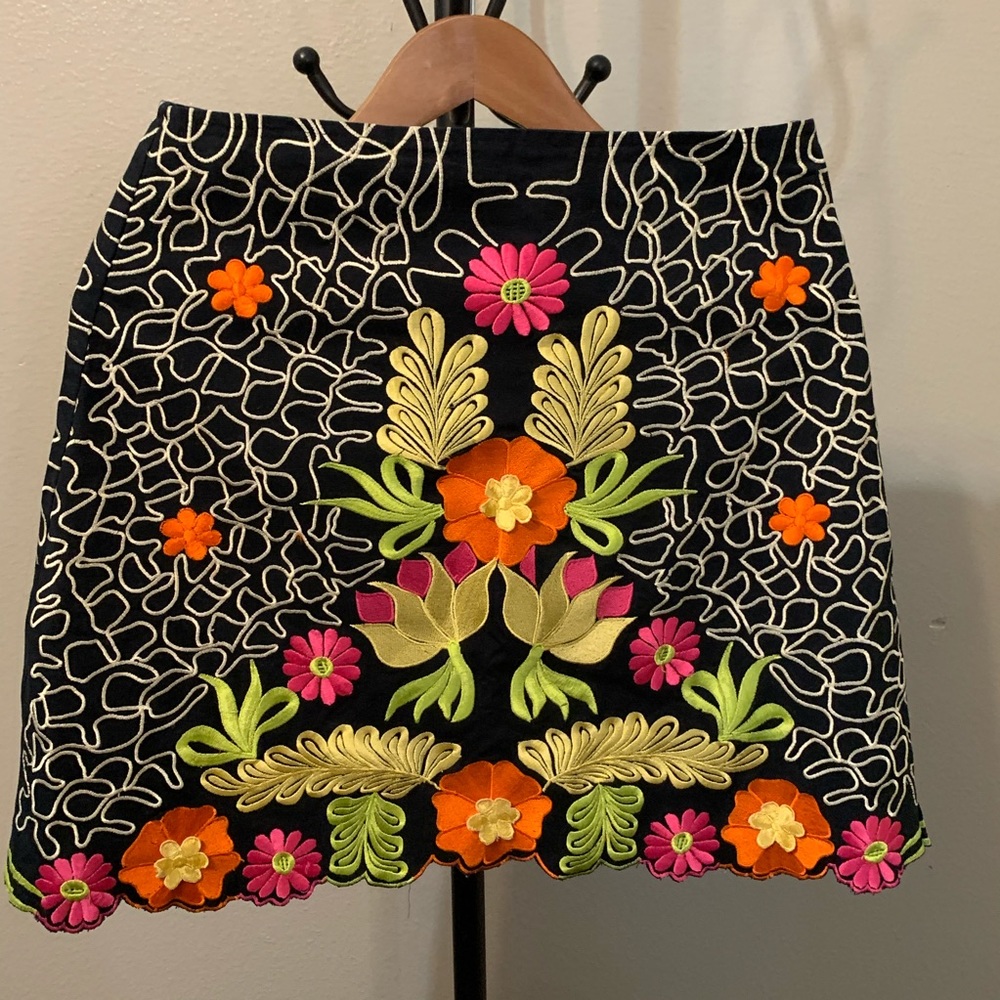 PSNY by Saman Petite sz6 embroidered floral skirt